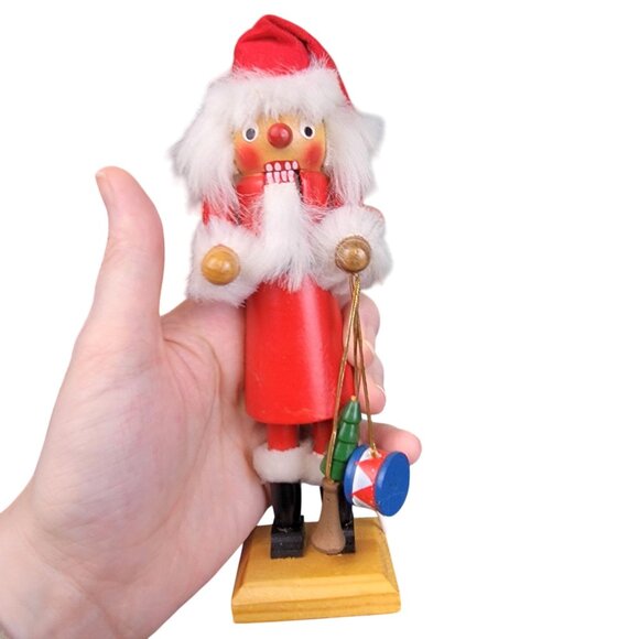 Vintage Santa Nutcracker Small 7 Inch Wood Toy Christmas Tree Home Decor Holiday - Picture 6 of 11